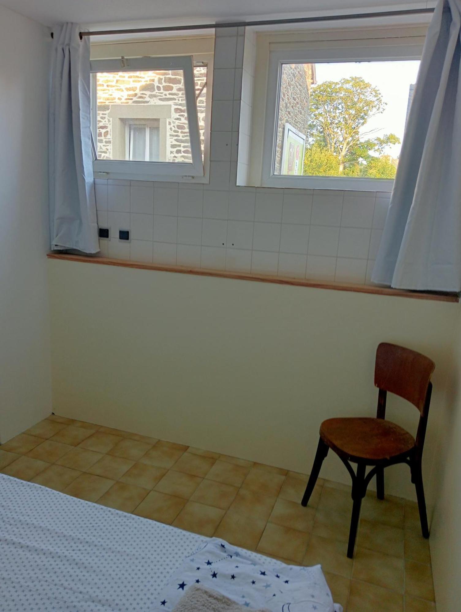 Les Chambres Studios De Pleslin-Foucher Room photo